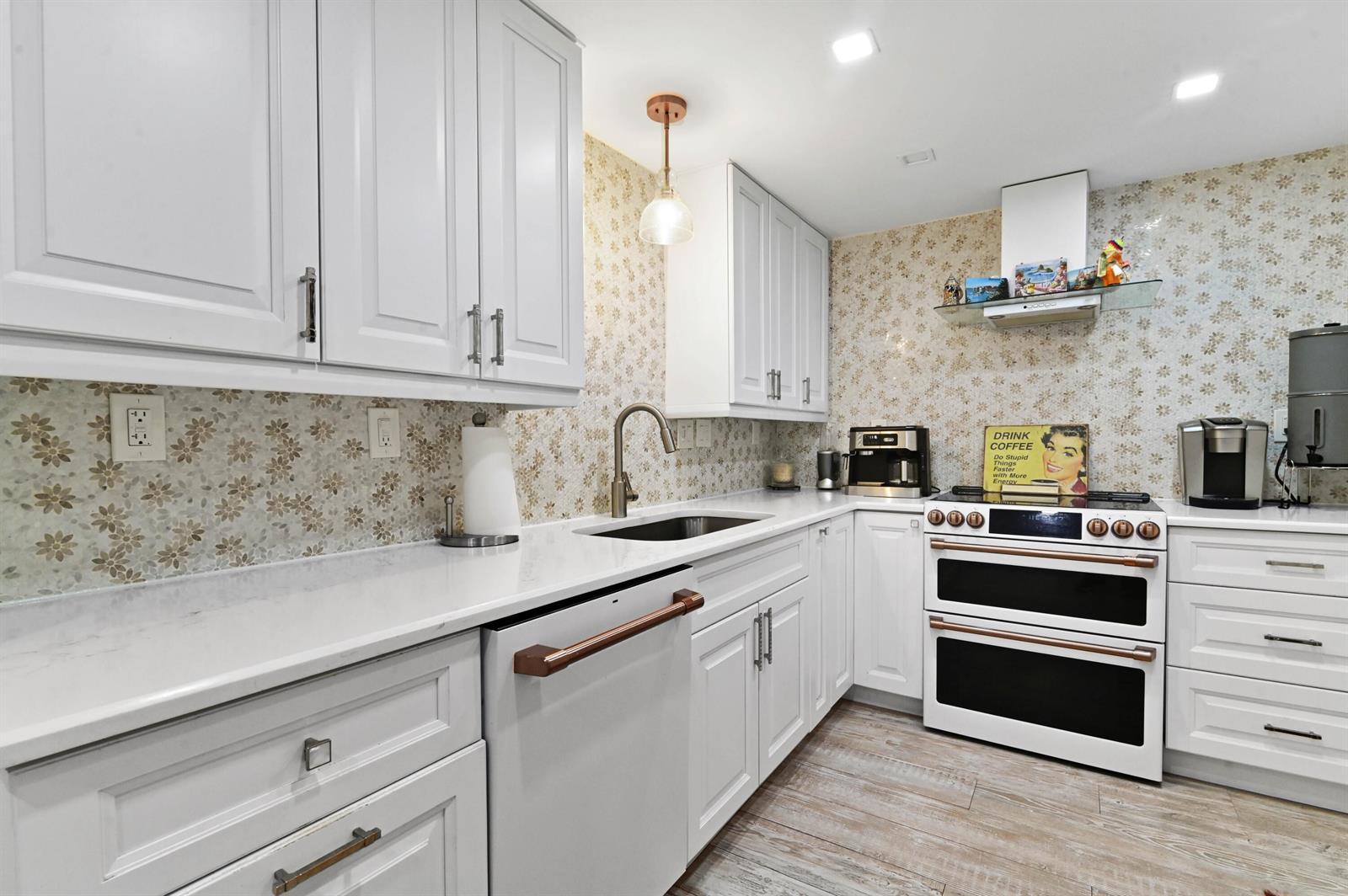 2840 S Ocean Boulevard # 109, Palm Beach FL 33480 photo 4