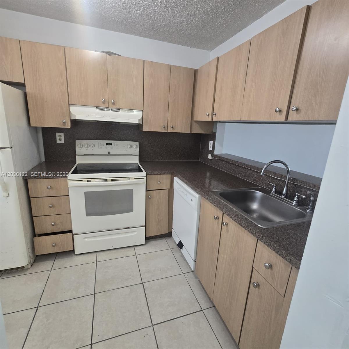 3470 Foxcroft Rd # 307, Miramar FL 33025 photo 5