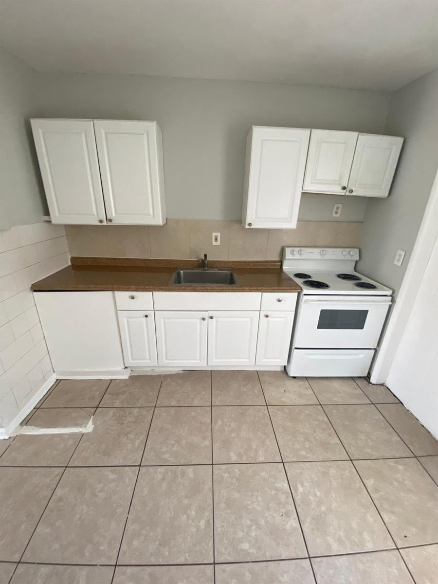 3716 Henry Avenue, West Palm Beach FL 33405 photo 4