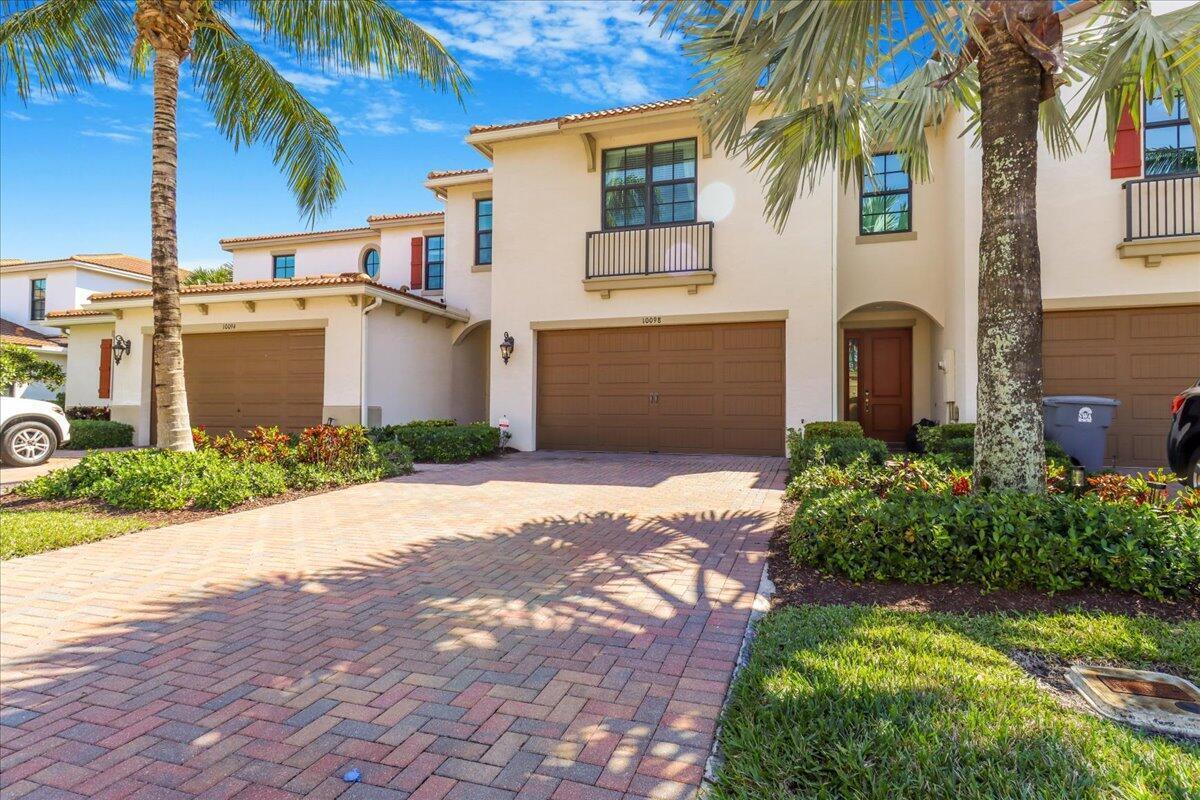 10098 Akenside Drive, Boca Raton FL 33428 photo 2