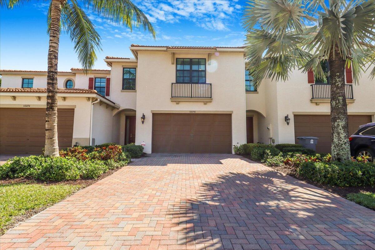 10098 Akenside Drive, Boca Raton FL 33428