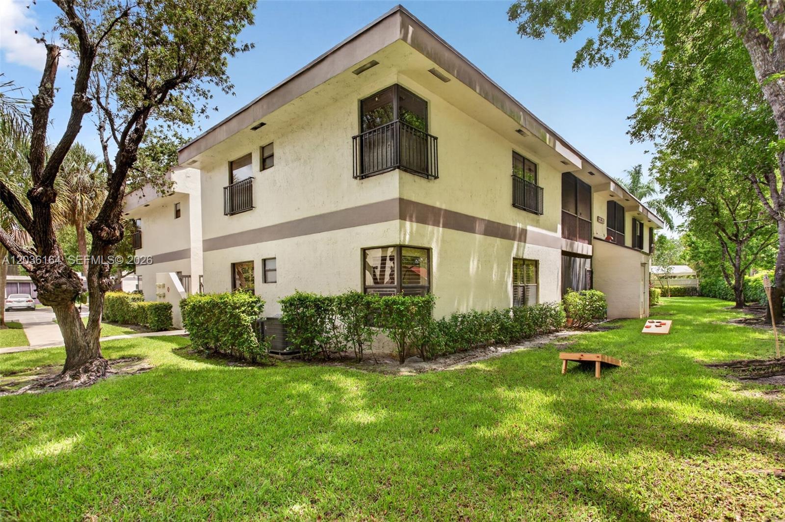 4644 N Carambola Cir N # 2725, Coconut Creek FL 33066 photo 3