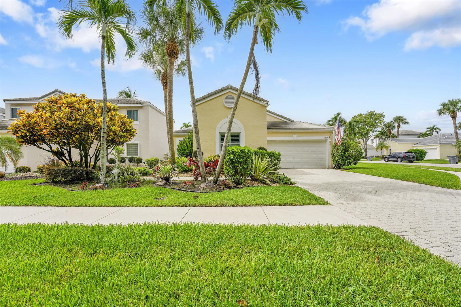7917 Travlers Tree Drive, Boca Raton FL 33433 photo 3