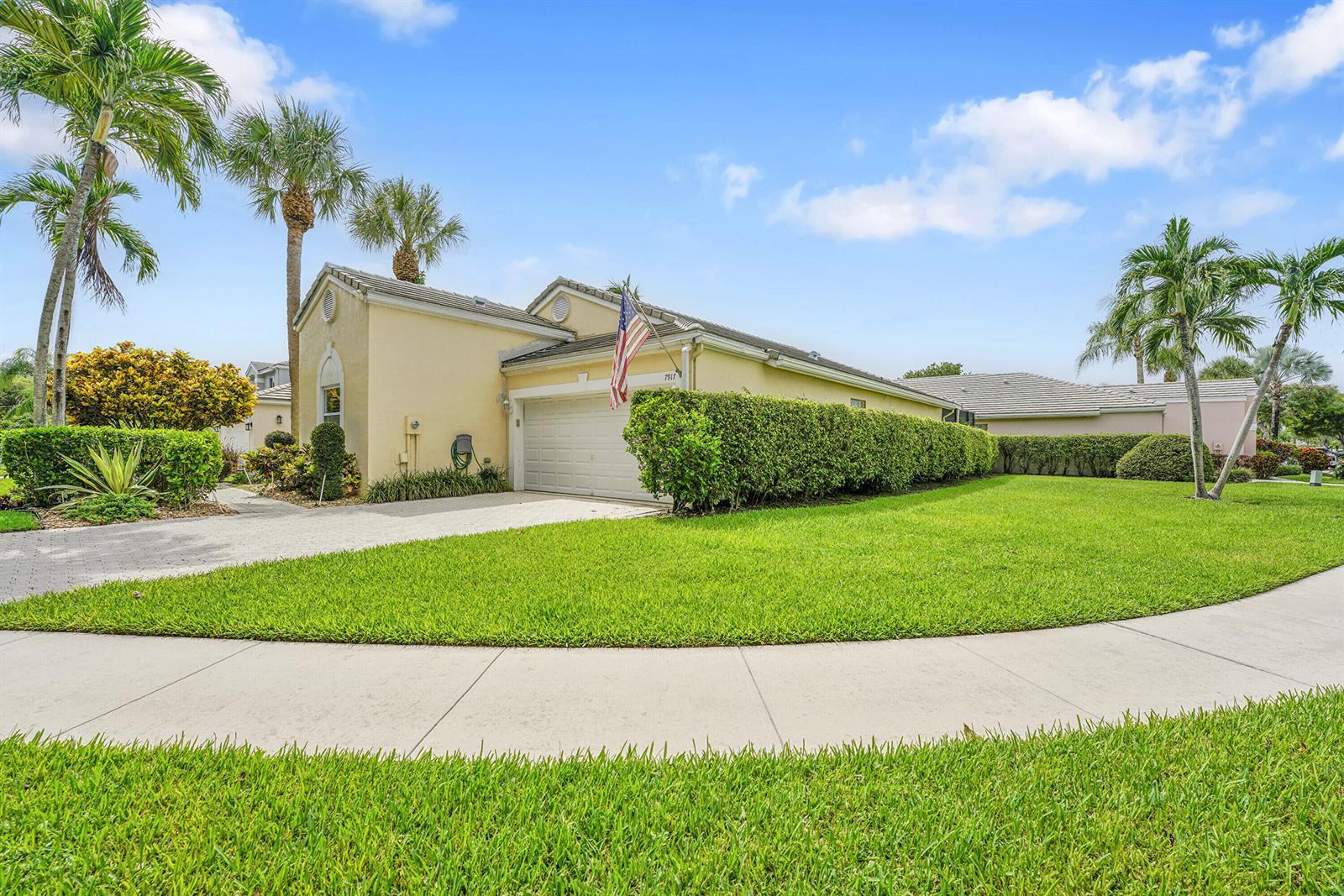 7917 Travlers Tree Drive, Boca Raton FL 33433 photo 4