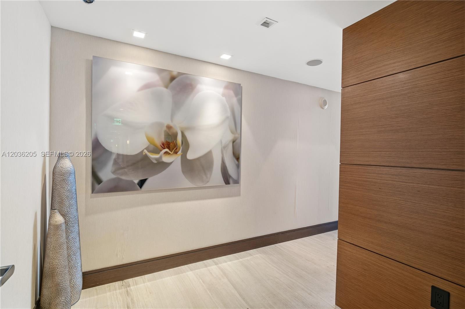 465 Brickell Ave # 2101, Miami FL 33131 photo 4