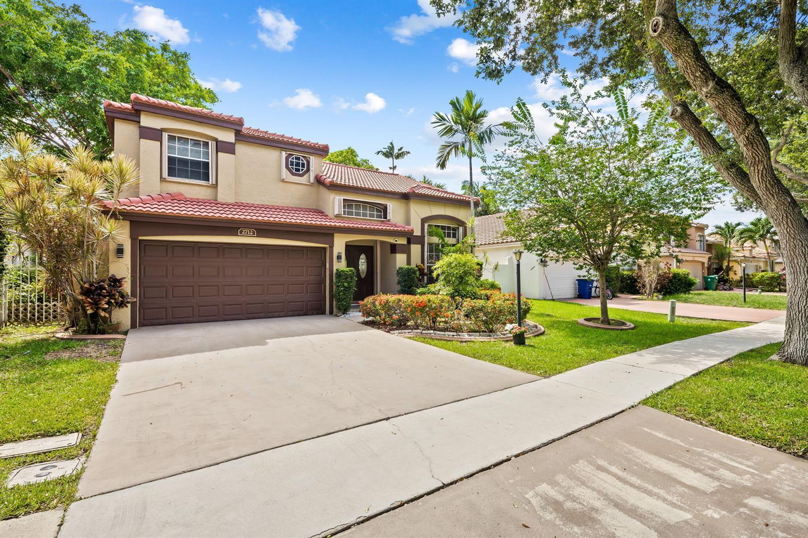 2712 Cayenne Avenue, Cooper City FL 33026 photo 2