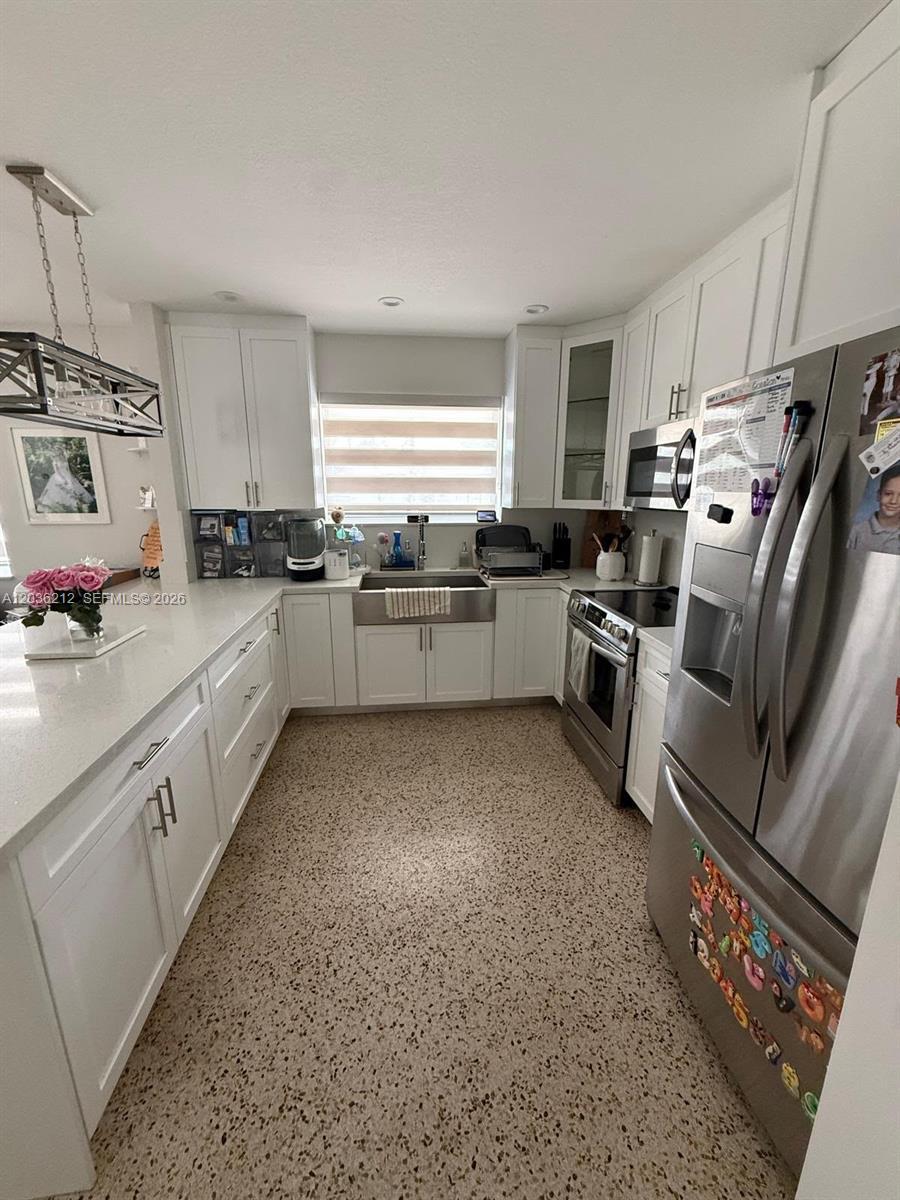 875 W 72nd Pl # 875, Hialeah FL 33014 photo 3