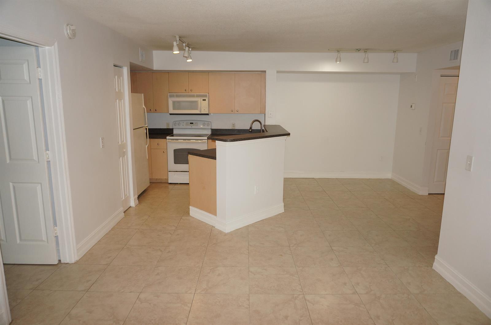 4021 San Marino Boulevard # 204, West Palm Beach FL 33409 photo 2