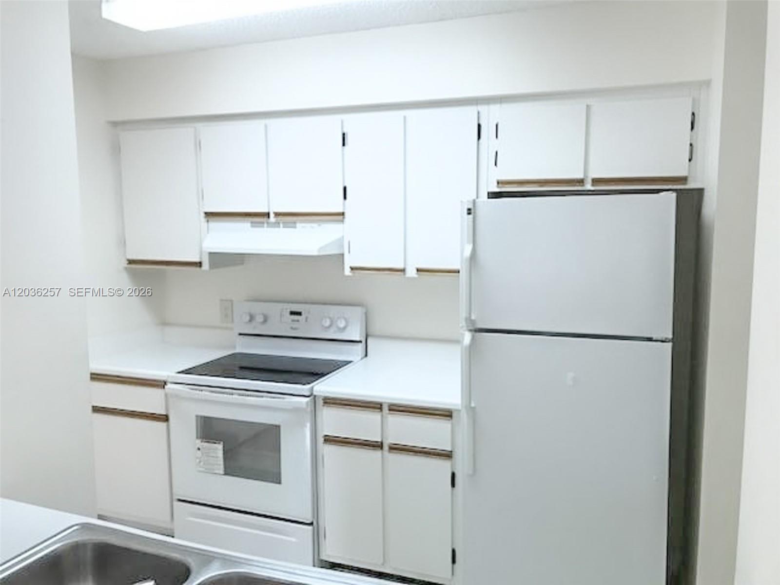 630 S Park Rd # 3, Hollywood FL 33021 photo 2