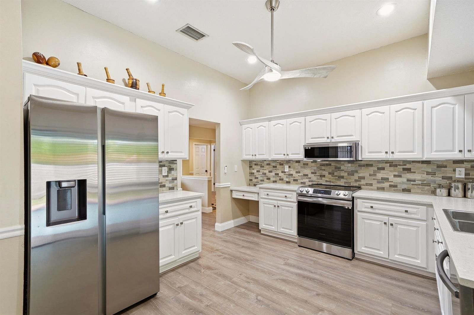 2145 NW 85th Lane, Coral Springs FL 33071 photo 3
