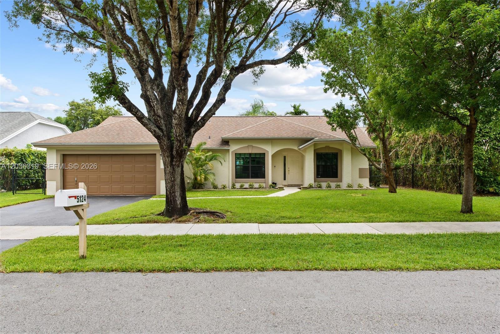 5124 NW 51st Ter, Coconut Creek FL 33073