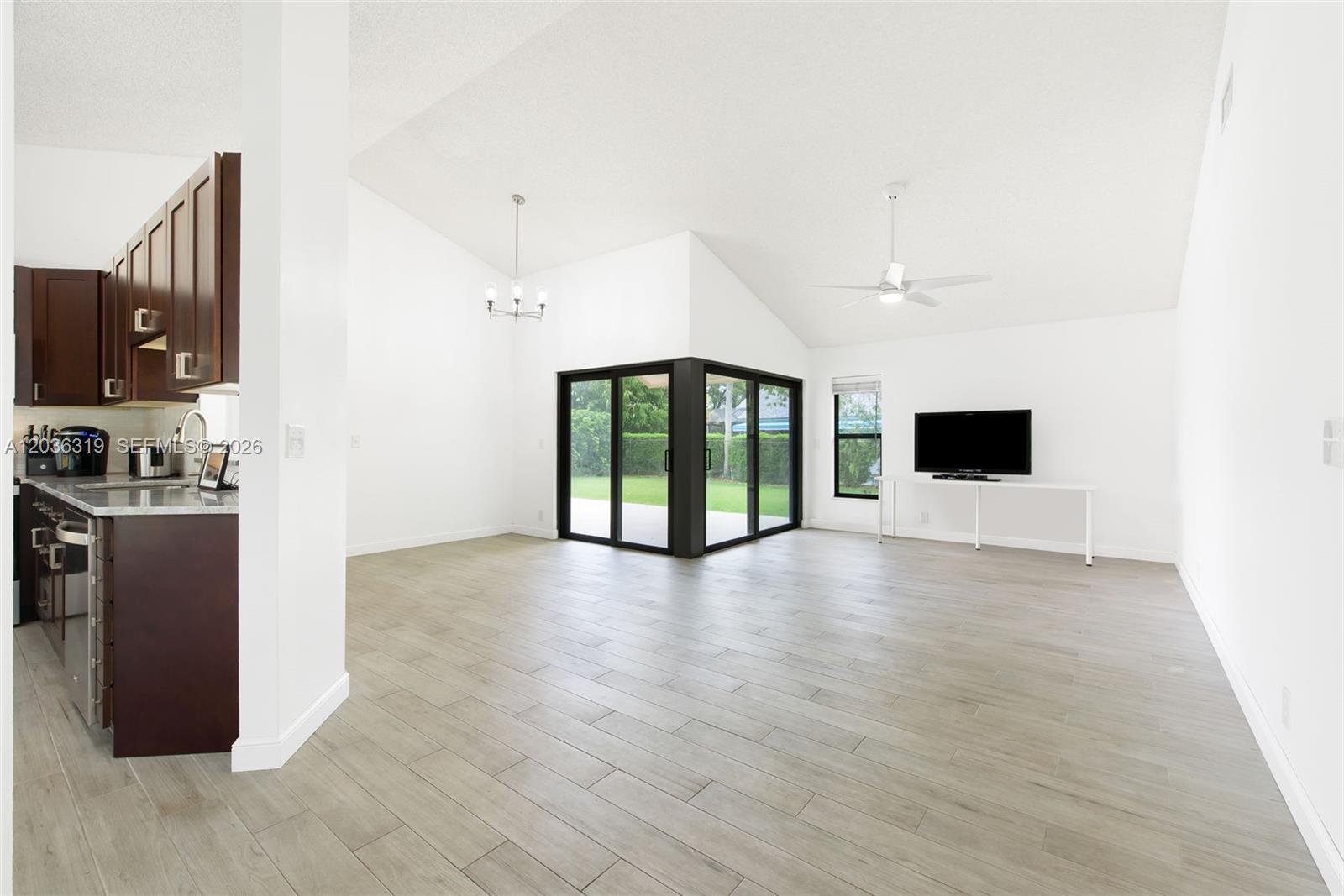 5124 NW 51st Ter, Coconut Creek FL 33073 photo 5