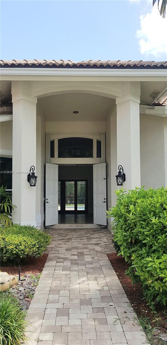 405 Sabal Way, Weston FL 33326 photo 3