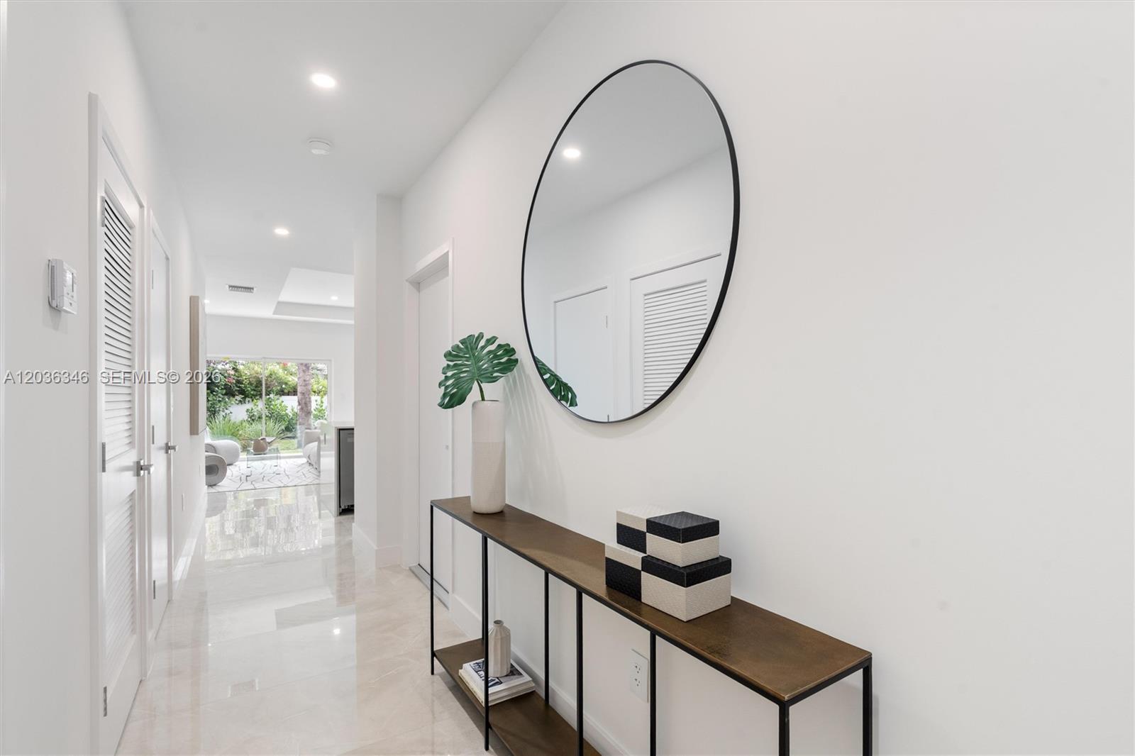 1555 NW 94TH Way, Coral Springs FL 33071 photo 2