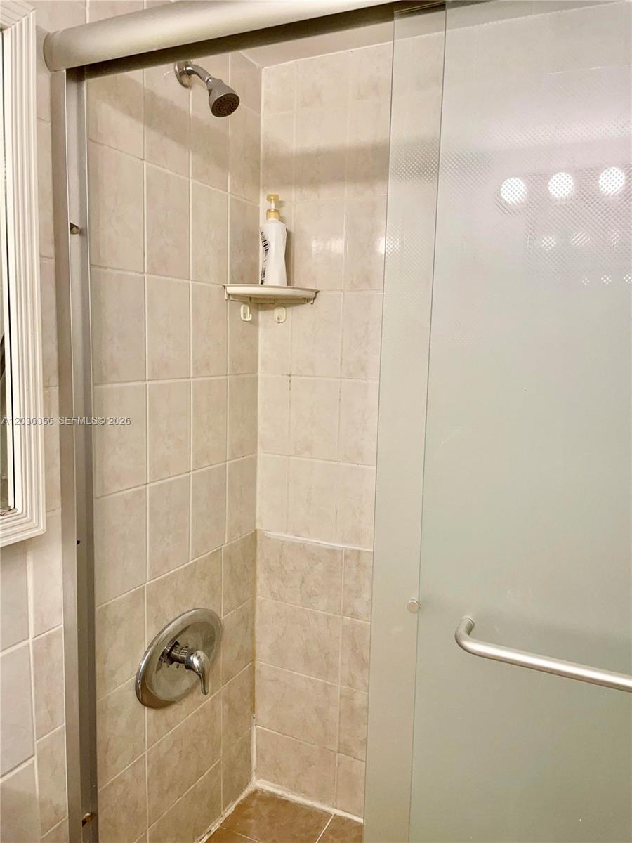 851 Three Islands Blv # 414, Hallandale Beach FL 33009 photo 5