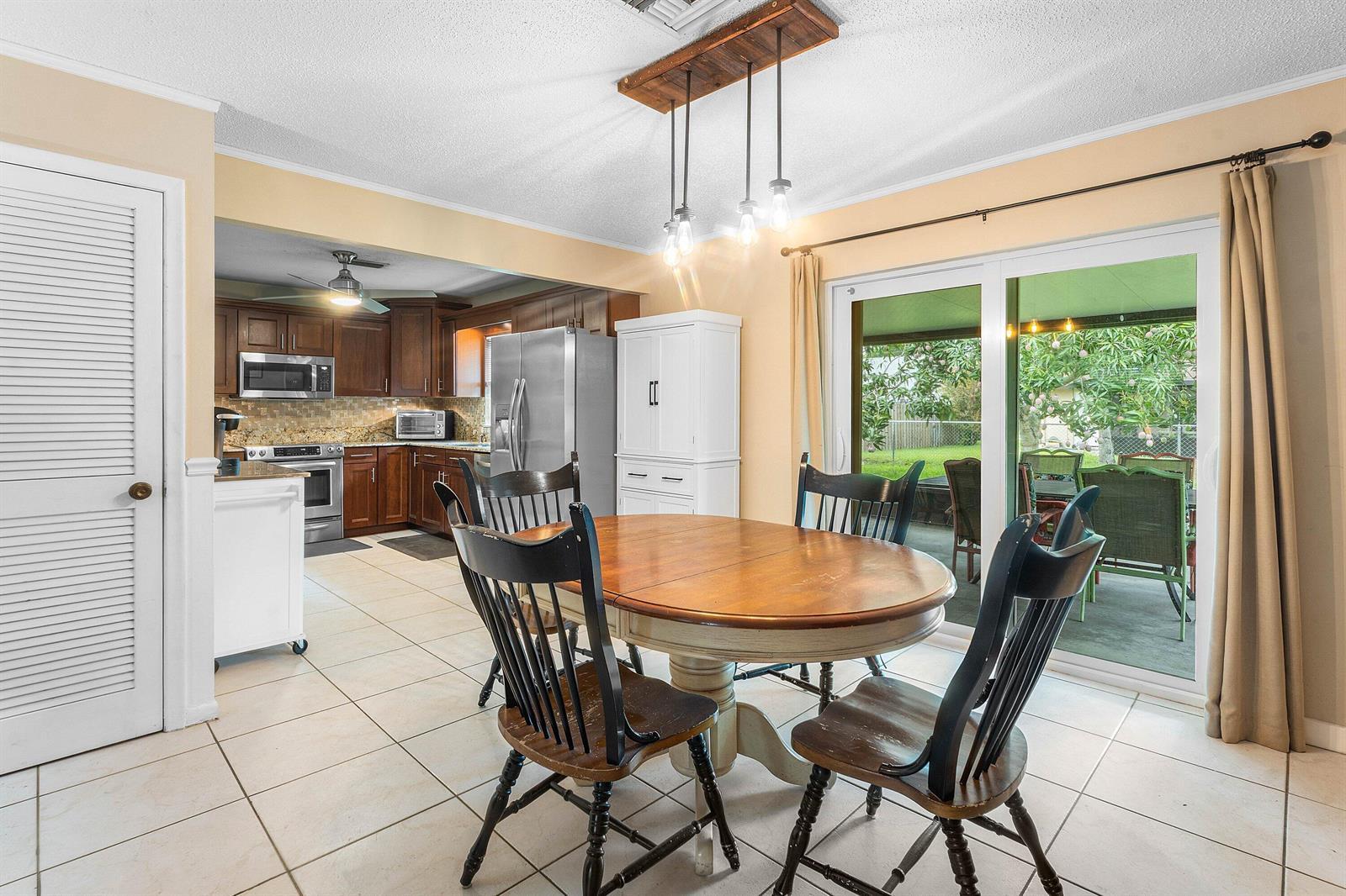 1108 Sonata Way, Royal Palm Beach FL 33411 photo 4