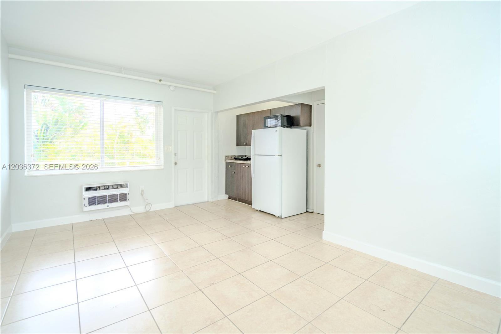 8315 Byron Ave # 7A, Miami Beach FL 33141 photo 2