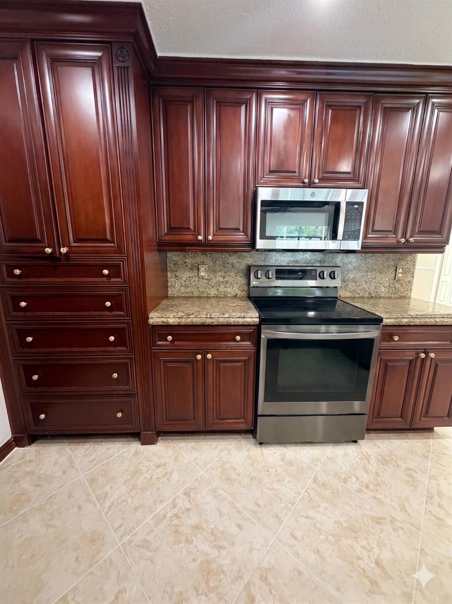 9585 Affirmed Lane, Boca Raton FL 33496 photo 4