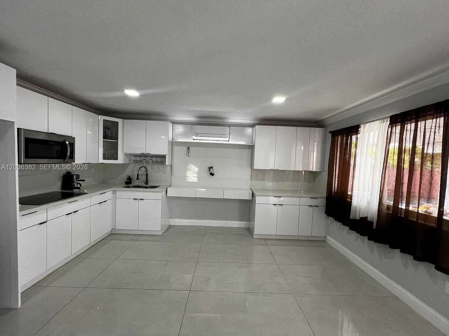 1271 W 79th St, Hialeah FL 33014 photo 4