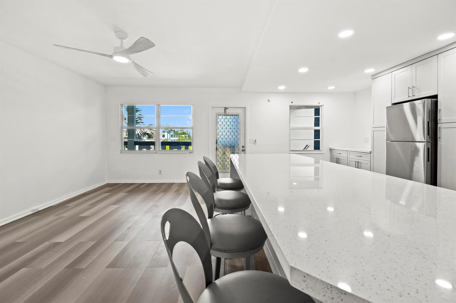 4047 Lincoln # C, Boca Raton FL 33434 photo 3
