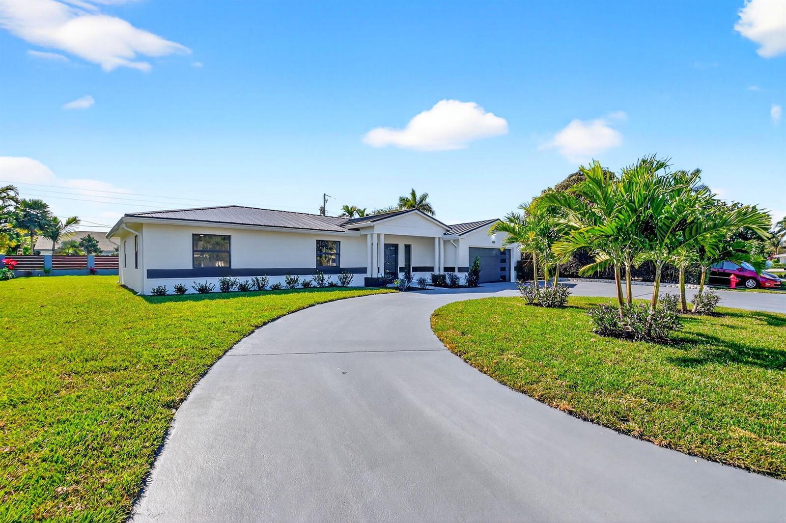 1410 N Beta Ct Court N, Lake Clarke Shores FL 33406 photo 3
