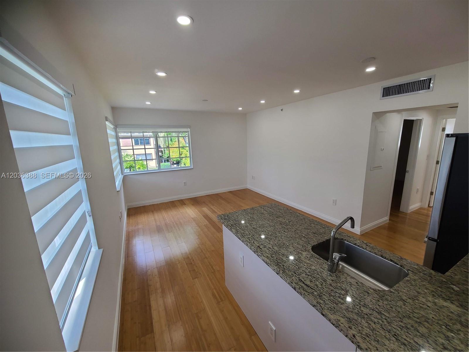 825 Michigan Ave # 3, Miami Beach FL 33139 photo 2
