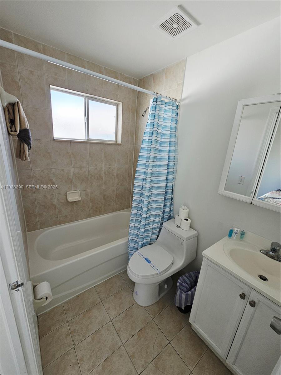 Opa-Locka, FL 33054 photo 4