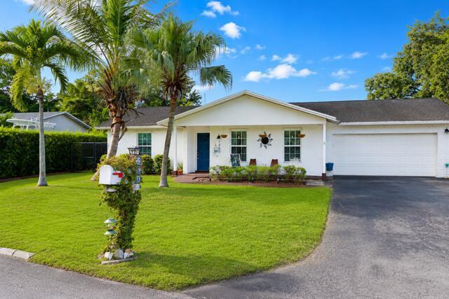 7460 SW 42nd Place, Davie FL 33314 photo 3