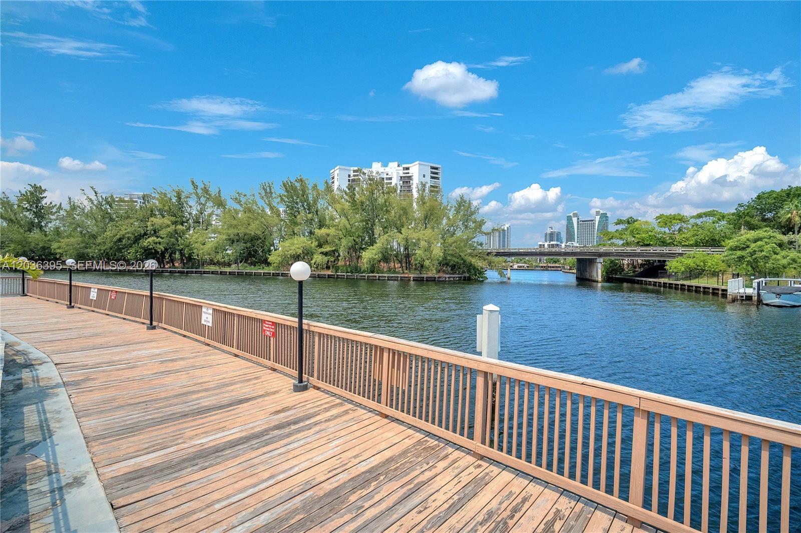 Hallandale Beach, FL 33009 photo 5
