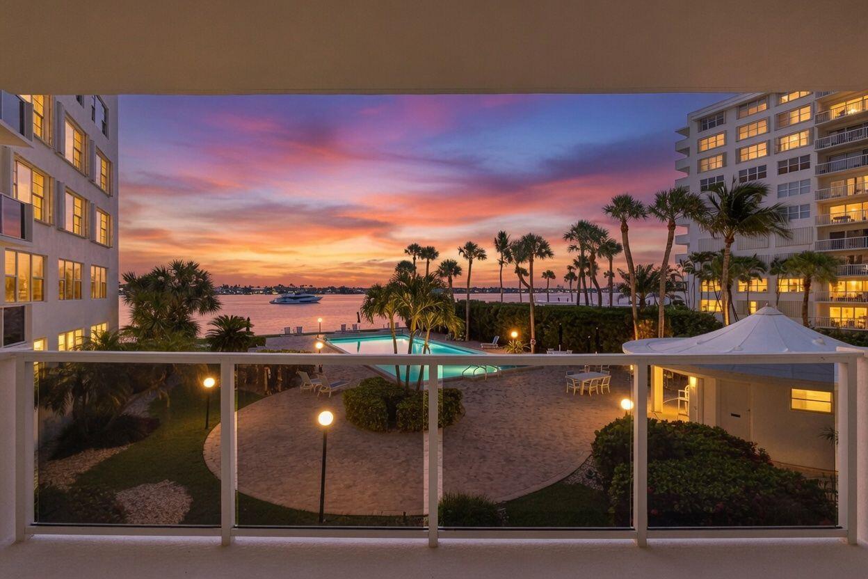 2800 N Flagler Drive # 202, West Palm Beach FL 33407