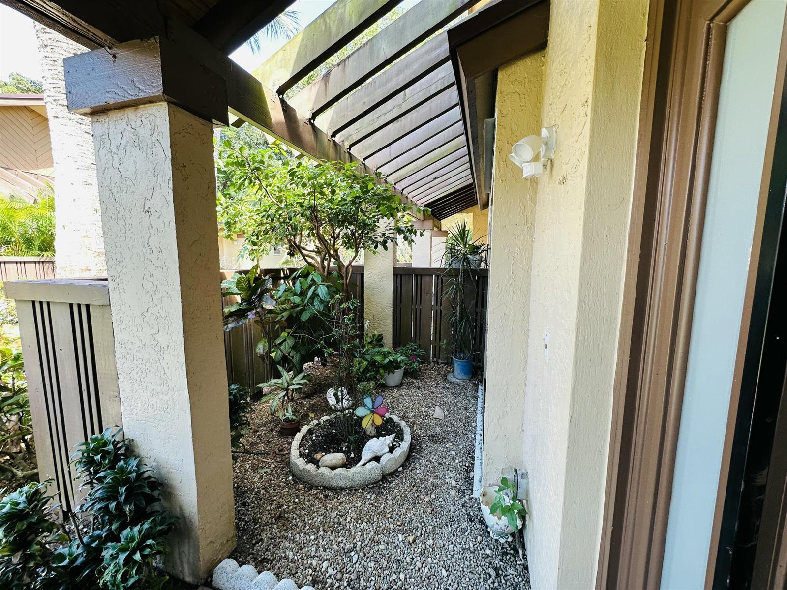 3953 Cocoplum Circle # 3611, Coconut Creek FL 33063 photo 4