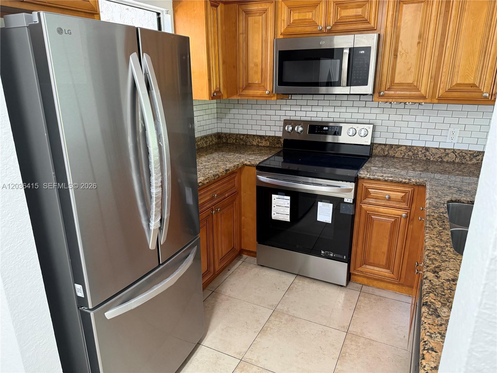 1661 Balfour Point Dr # B, West Palm Beach FL 33411 photo 3