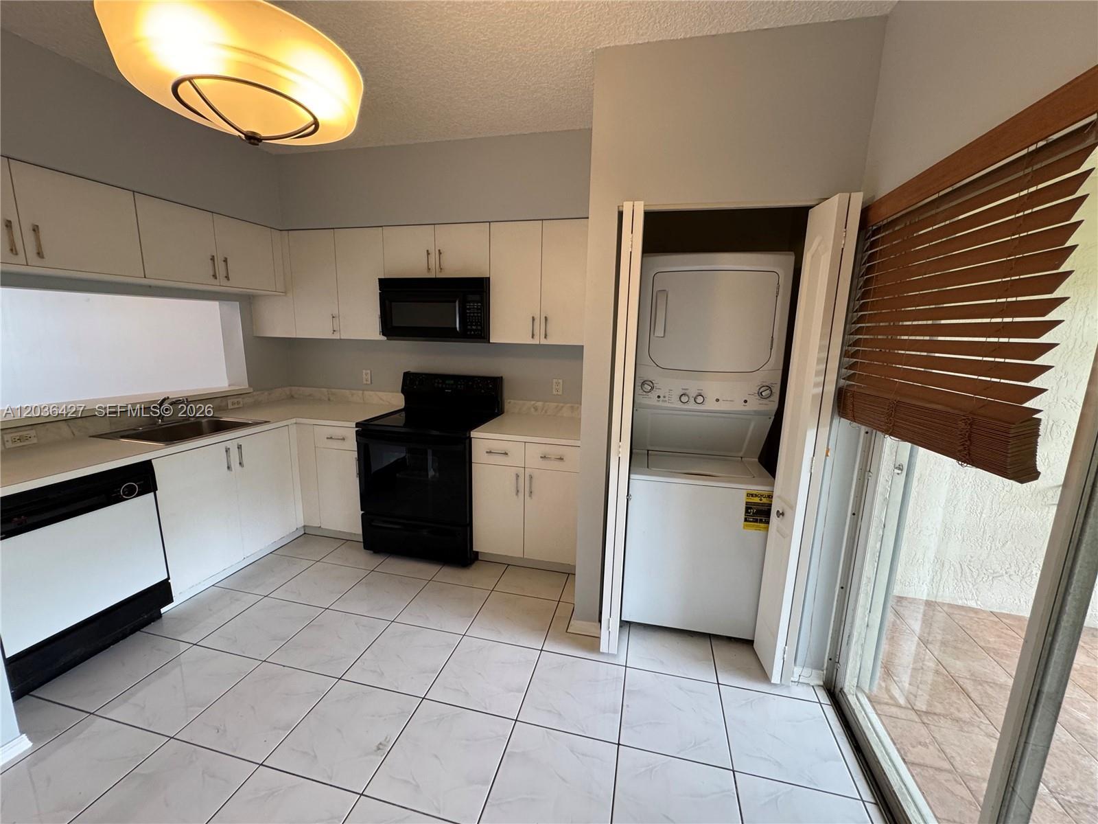 77 SIMONTON CR # 77, Weston FL 33326 photo 5