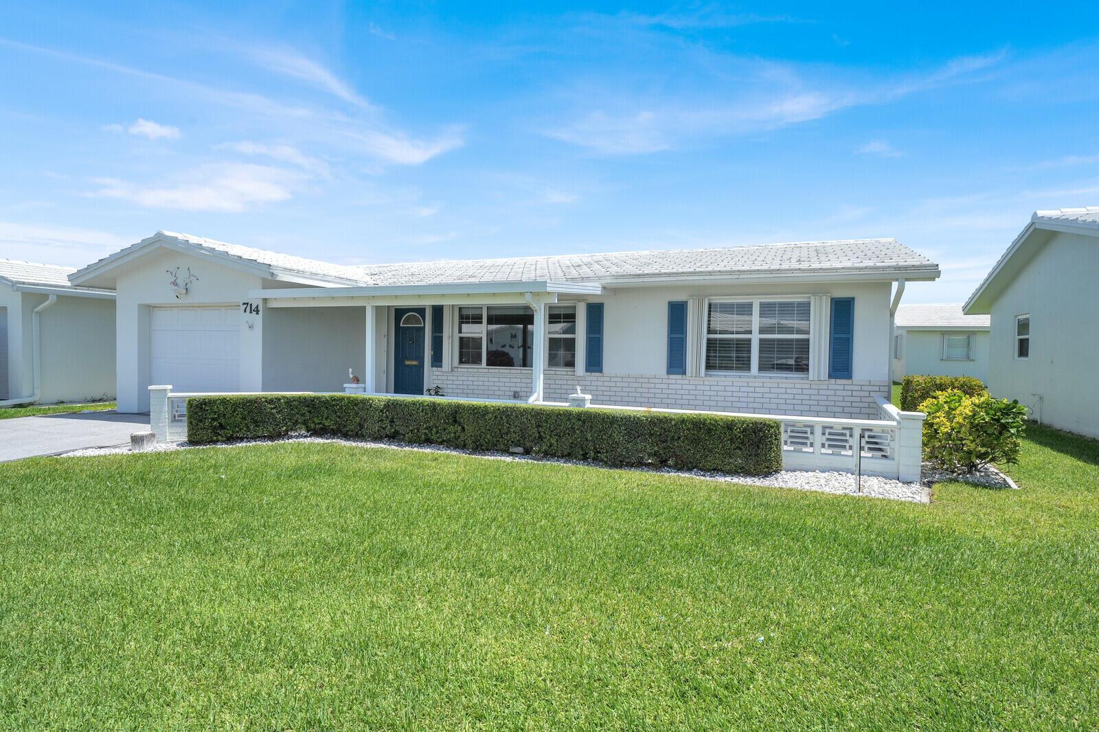 714 SW 16th Street, Boynton Beach FL 33426 photo 3