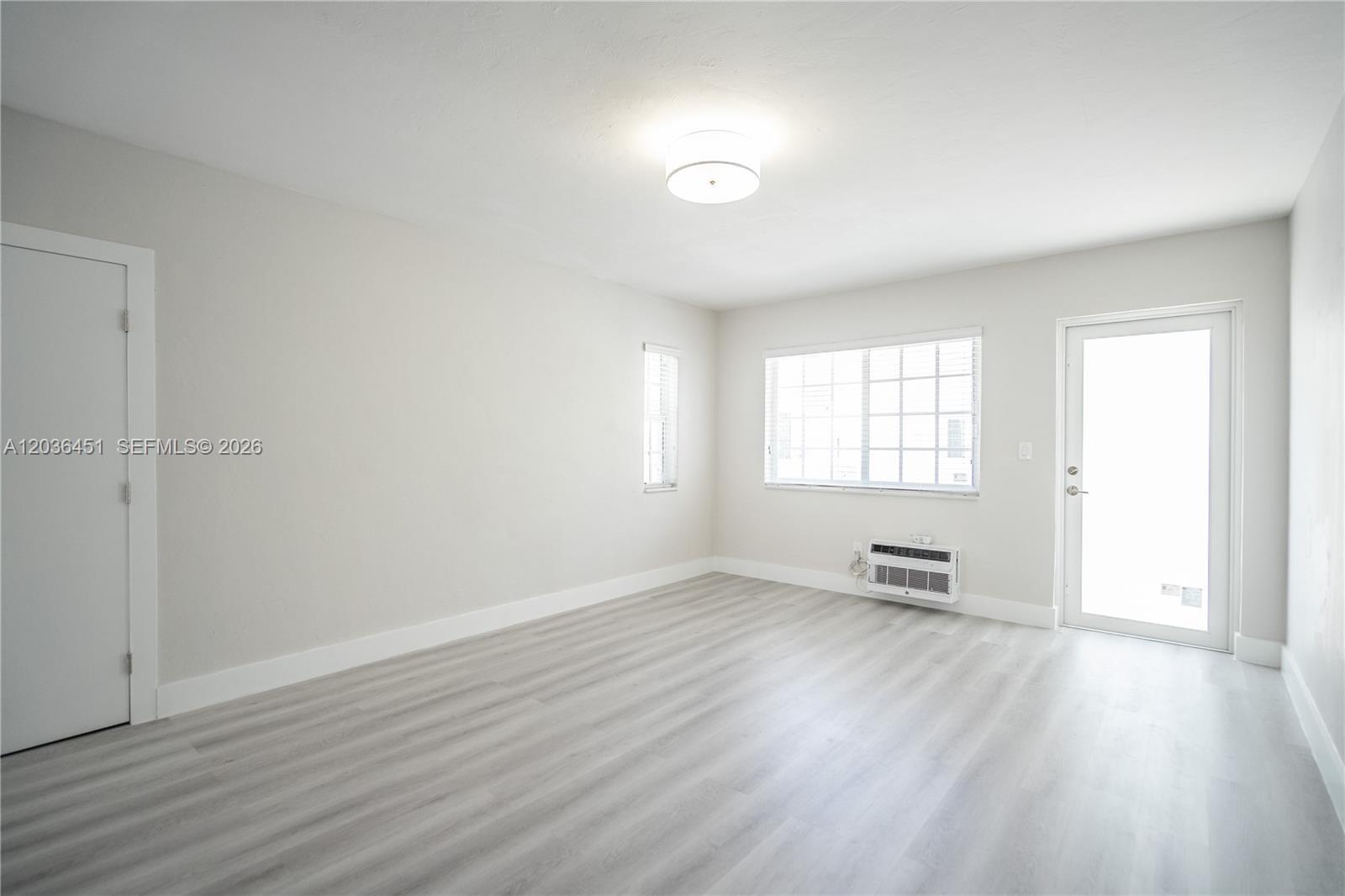 2416 Flamingo Dr # 14, Miami Beach FL 33140 photo 2