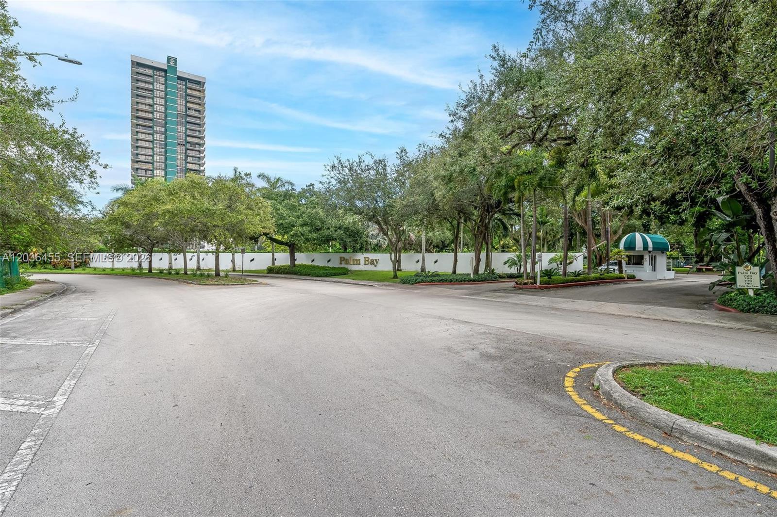 780 NE 69th St # 1010, Miami FL 33138 photo 3