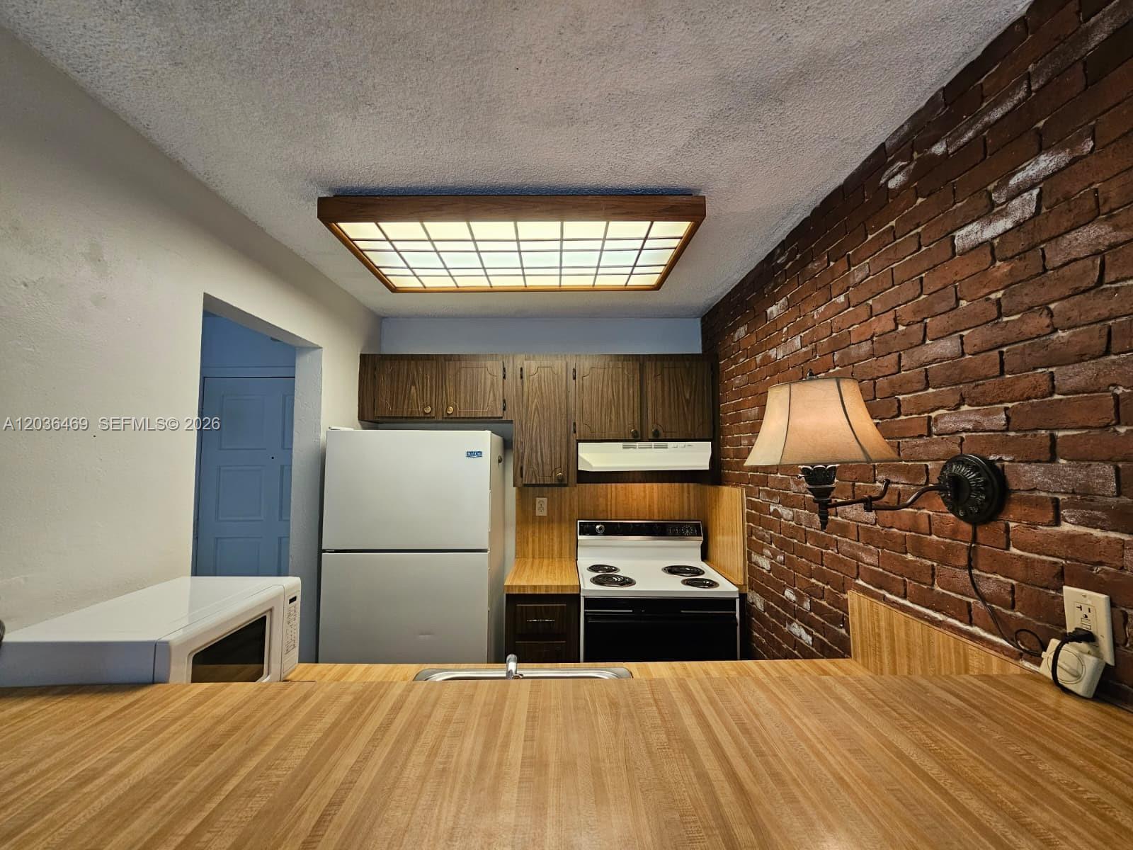 520 NE 38th St # 12, Miami FL 33137 photo 3