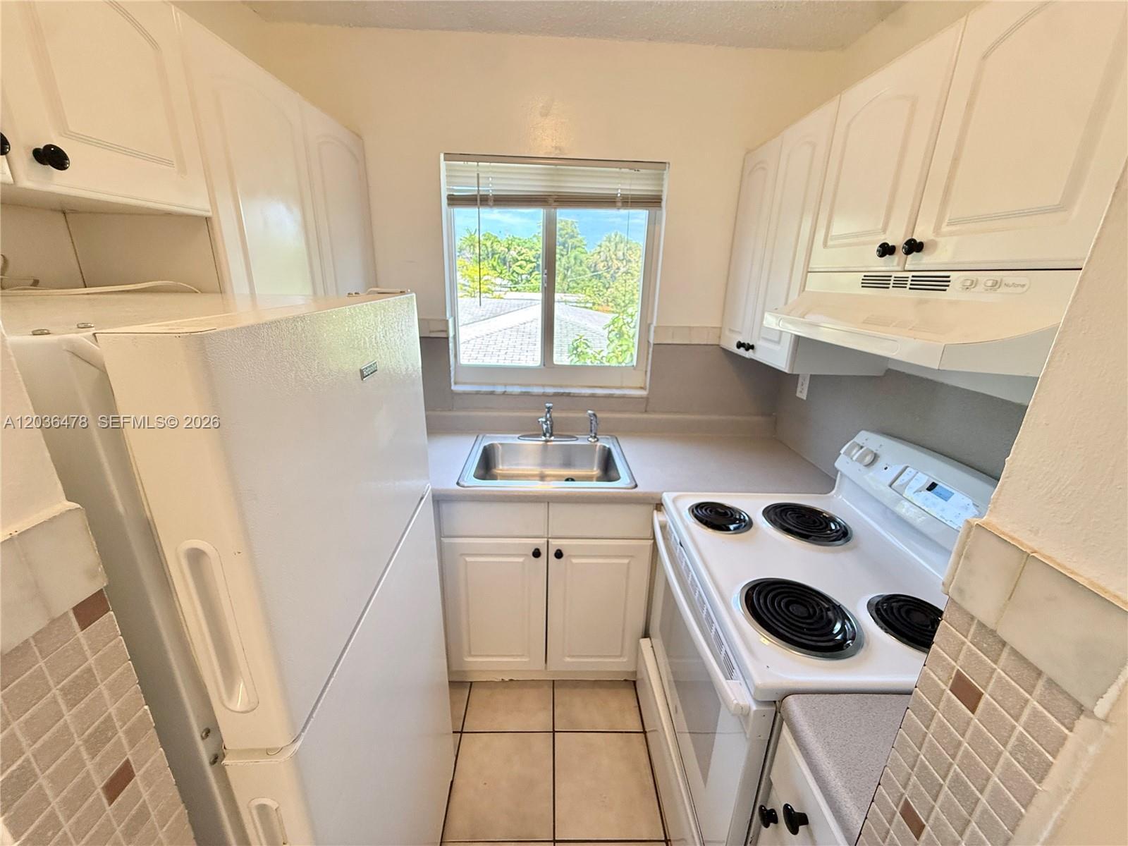 912 NE 17th Ct # 4, Fort Lauderdale FL 33305 photo 5