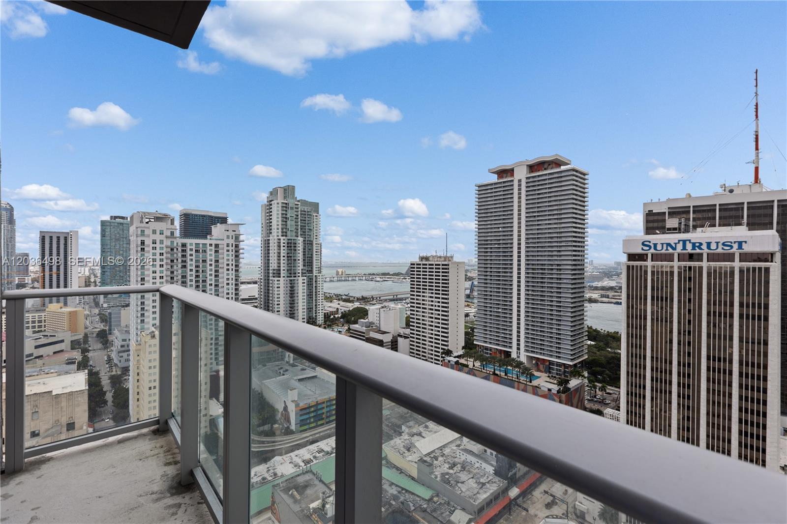 151 SE 1st St # 3202, Miami FL 33131 photo 2