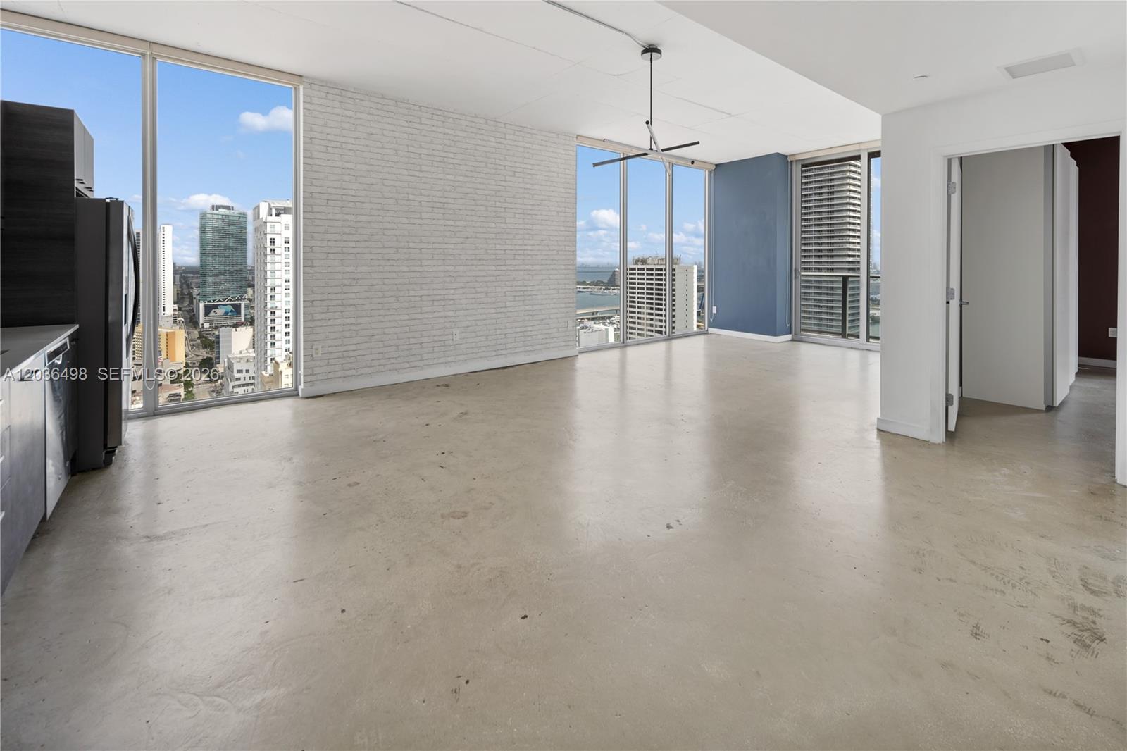 151 SE 1st St # 3202, Miami FL 33131 photo 3