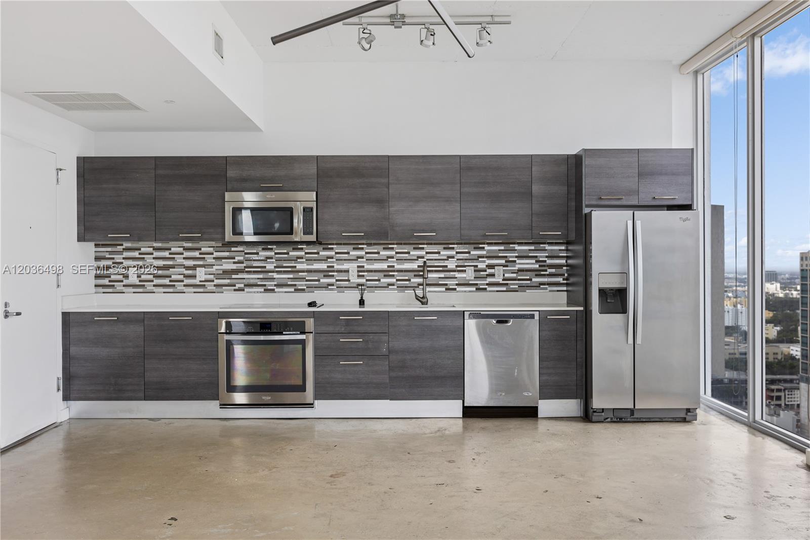 151 SE 1st St # 3202, Miami FL 33131 photo 4