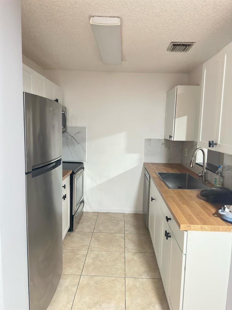 10625 NW 45th St # 25, Coral Springs FL 33065 photo 2