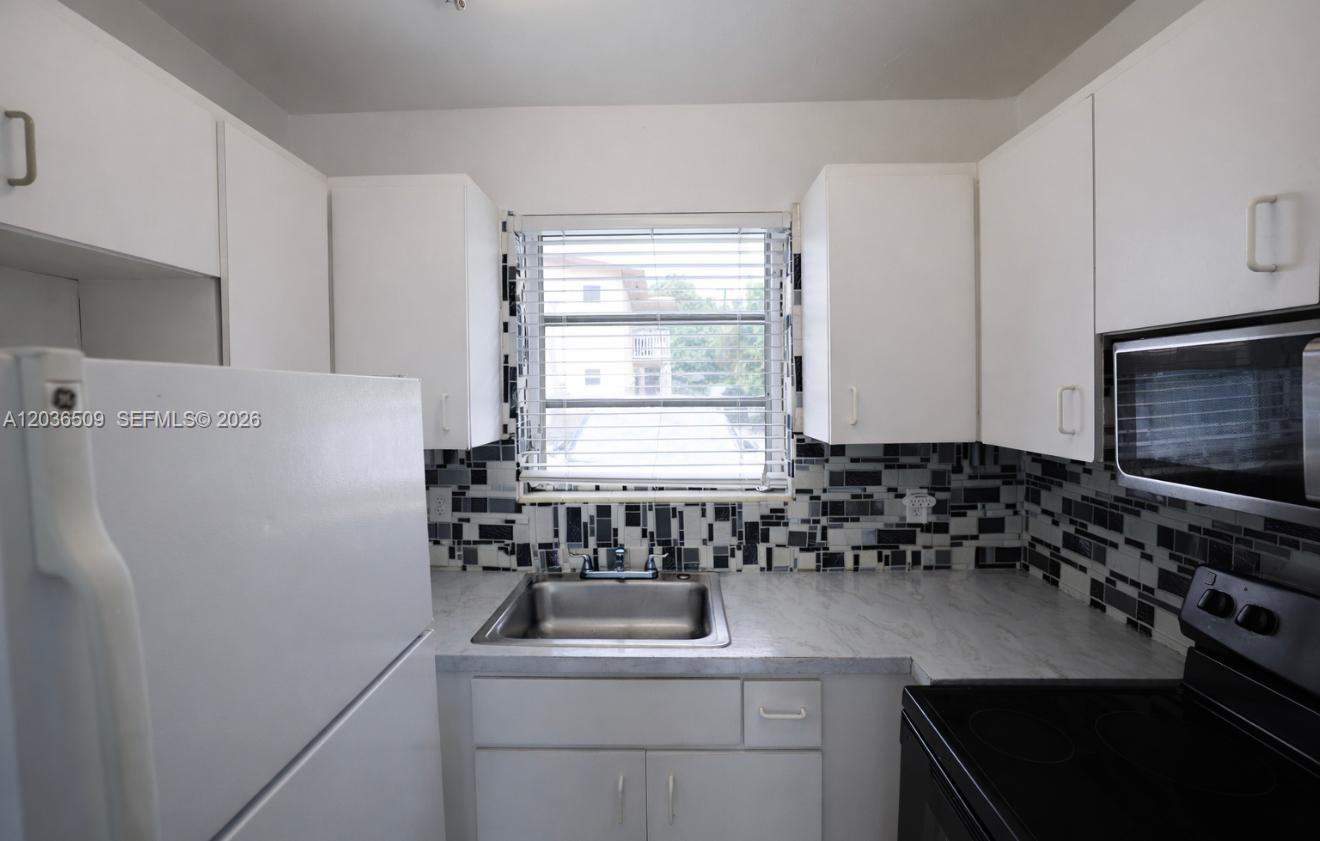 4381 W Flagler St # 3, Miami FL 33134