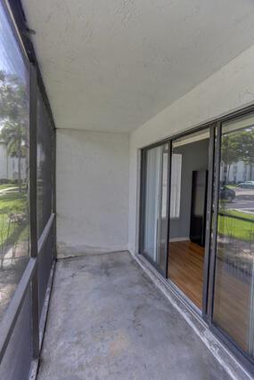 1010 Green Pine Boulevard # E1, West Palm Beach FL 33409 photo 2