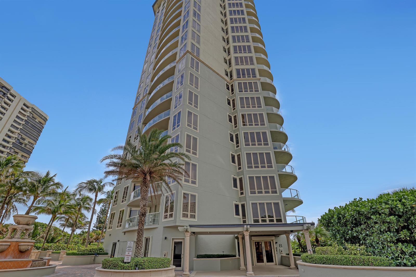 3920 N Ocean Drive # 9b, Singer Island FL 33404 photo 2