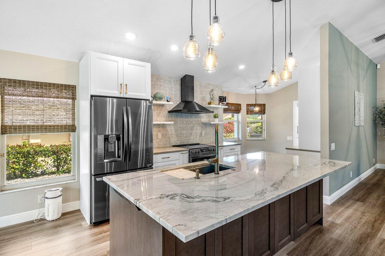 6141 Hook Lane, Boynton Beach FL 33437
