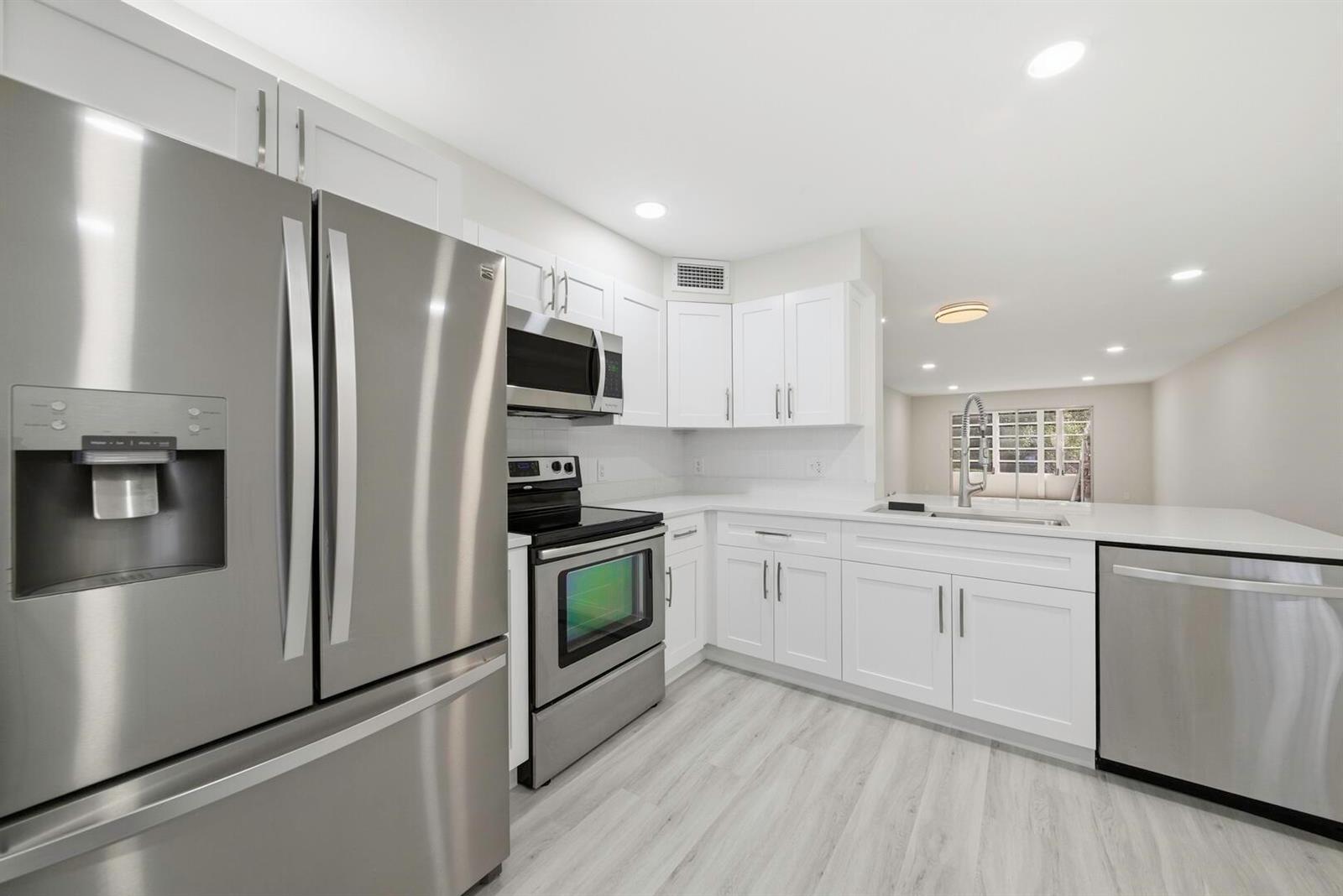 2901 Victoria Circle # B2, Coconut Creek FL 33066 photo 4