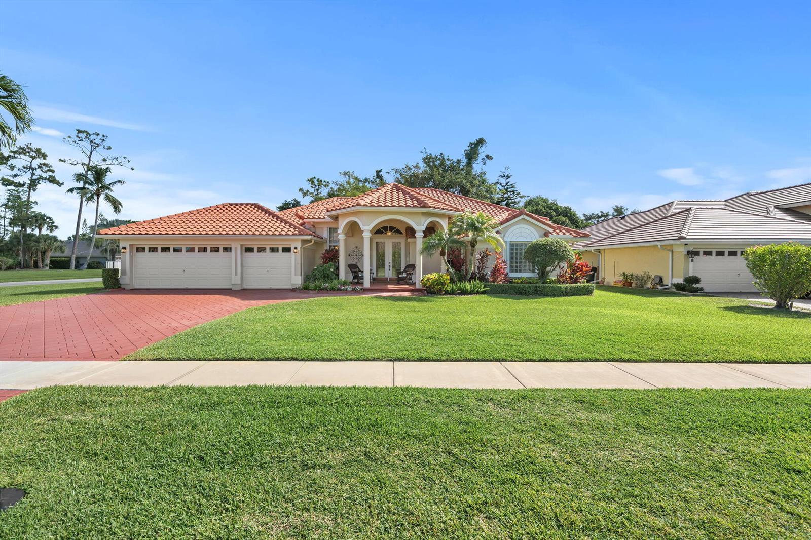 15791 Cedar Grove Lane, Wellington FL 33414 photo 2