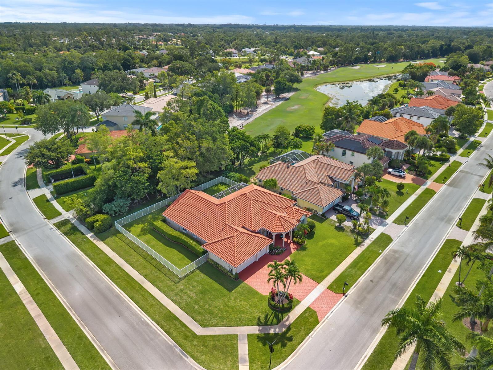 15791 Cedar Grove Lane, Wellington FL 33414 photo 4