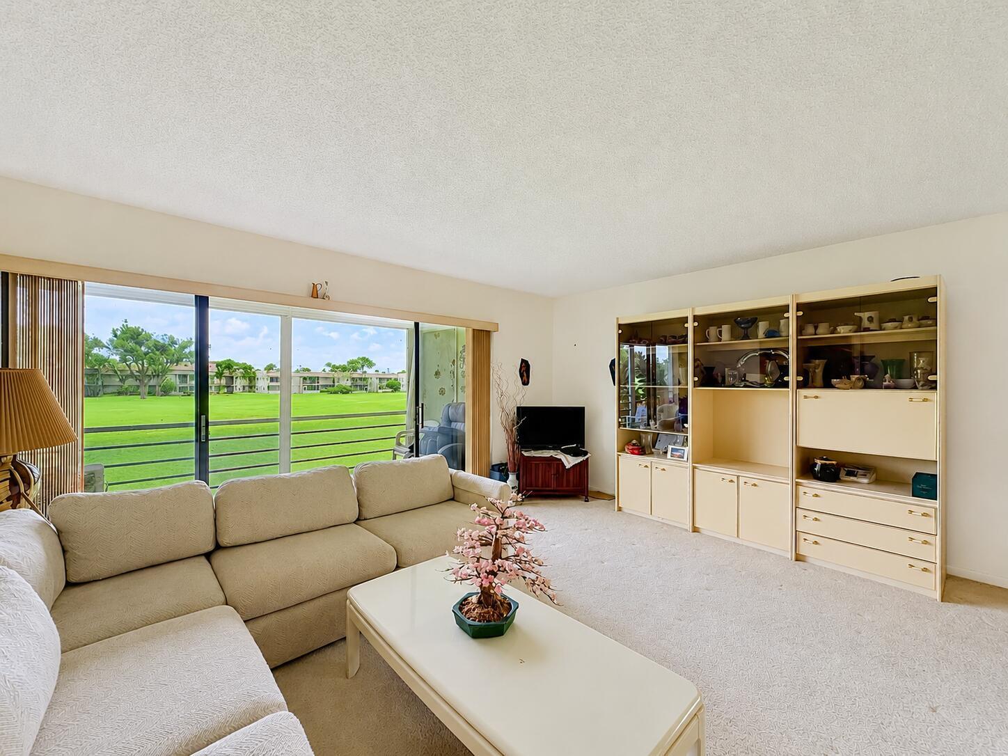 48 Piedmont, Delray Beach FL 33484 photo 3